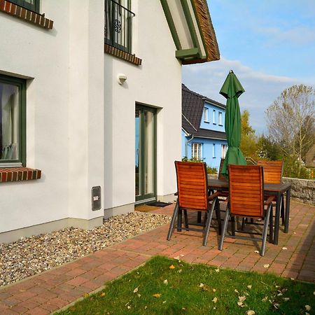 Reetdachhaus im Fischerdorf Freest Exterior foto