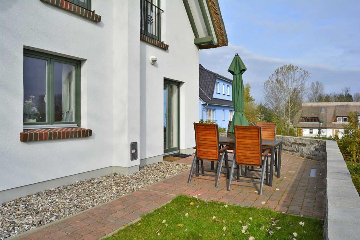 Reetdachhaus im Fischerdorf Freest Exterior foto