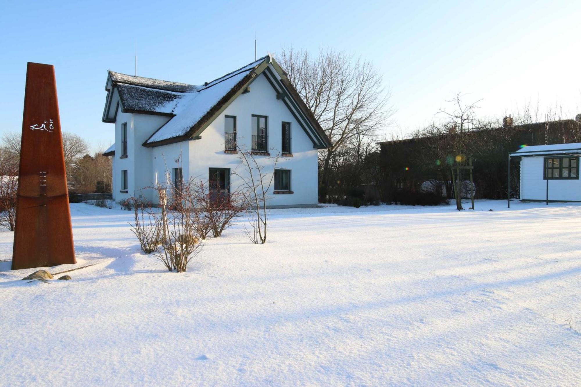Reetdachhaus im Fischerdorf Freest Exterior foto